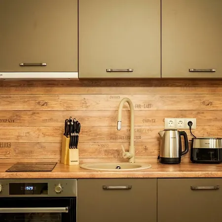 Apartment Crown Life *