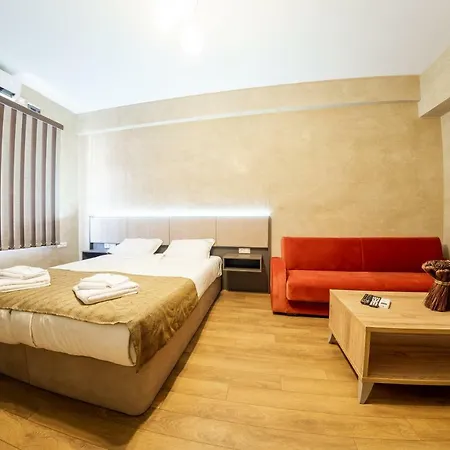 Apartman Crown Life *